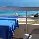 Vue Exceptionnelle Sur La Corniche