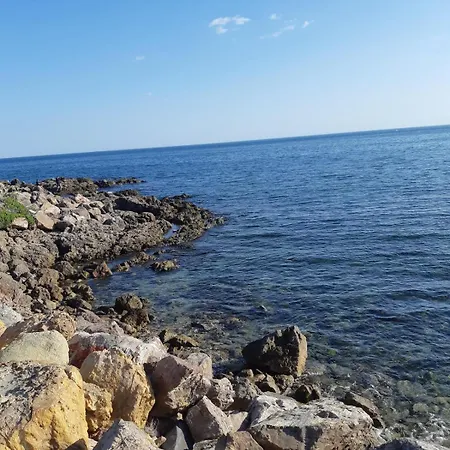 Vue Exceptionnelle Sur La Corniche