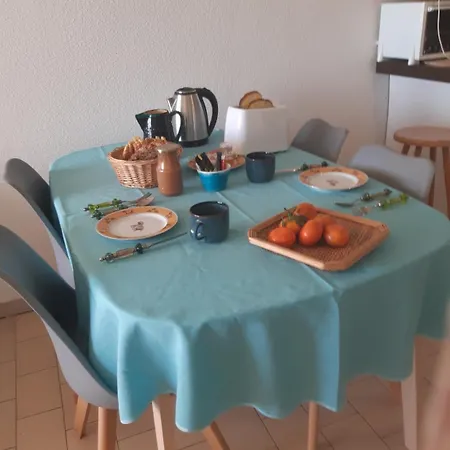 Vue Exceptionnelle Sur La Corniche Σετ