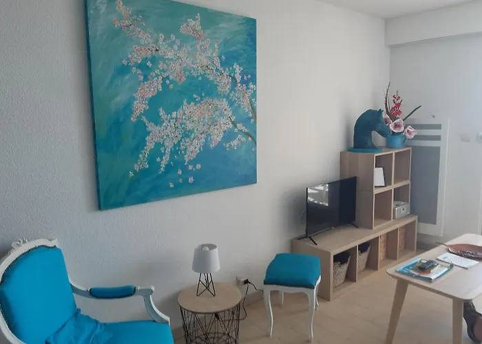 Vue Exceptionnelle Sur La Corniche Διαμέρισμα