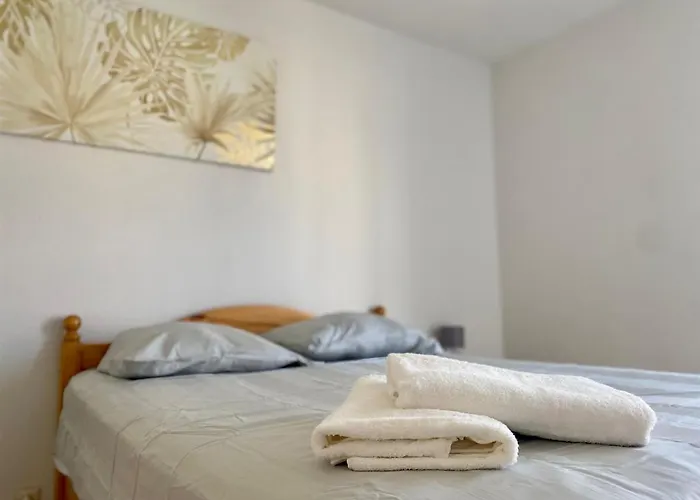 Vue Exceptionnelle Sur La Corniche Σετ